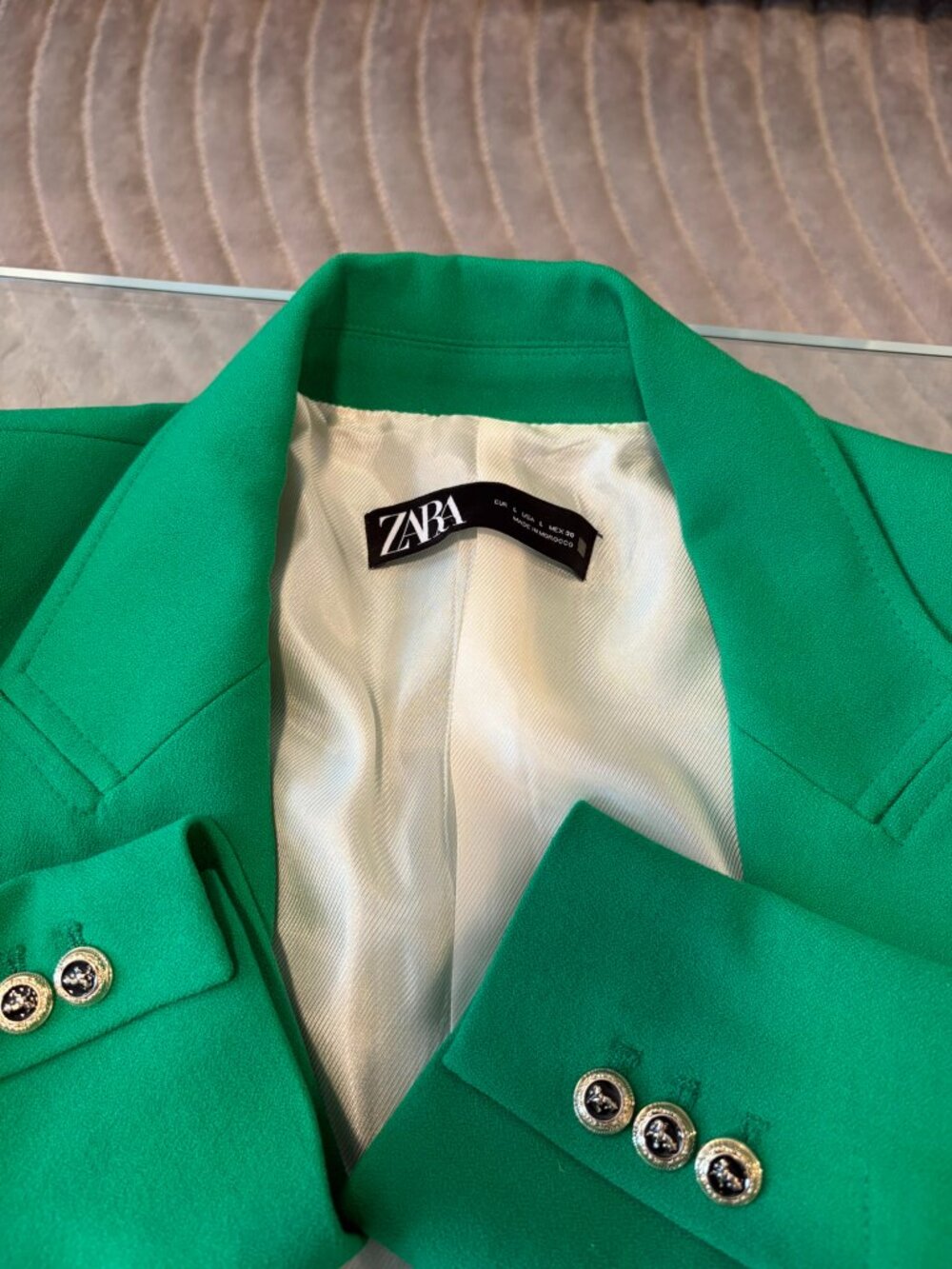Zara Green Structured Blazer | Shoulder Pads | Double Breasted | Chic Statement - Picture 4 of 6
